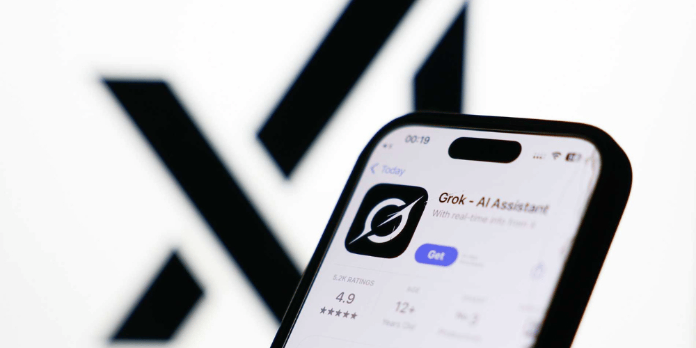 elon-Musk-integra-su-polemico-chatbot-en-Tesla-servisoftcorp.com