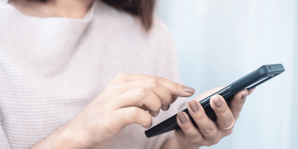 ChatGPT-de-OpenAI-descubren-quien-y-como-de-su-uso-usuario-buscando-servisoftcorp.com